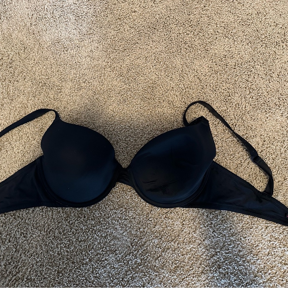 PINK Victoria's Secret Classic Black Bra